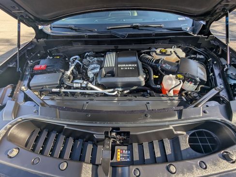 Used 2023 GMC Yukon SLT w/ SLT Premium Package image 27