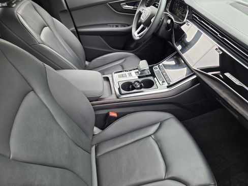 Certified 2023 Audi Q8 Premium w/ Convenience Package AWD/4WD image 18