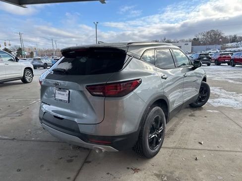 New 2026 Chevrolet Blazer LT w/ Convenience Package AWD/4WD image 7