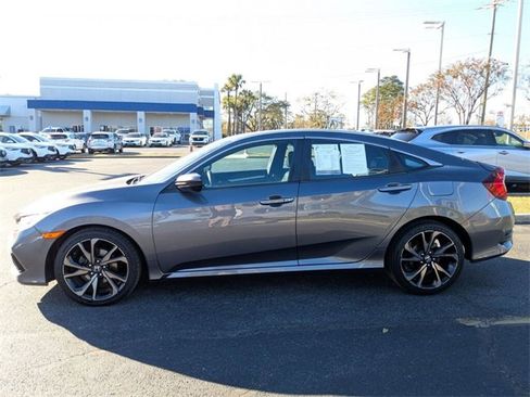 Used 2021 Honda Civic Sport image 11