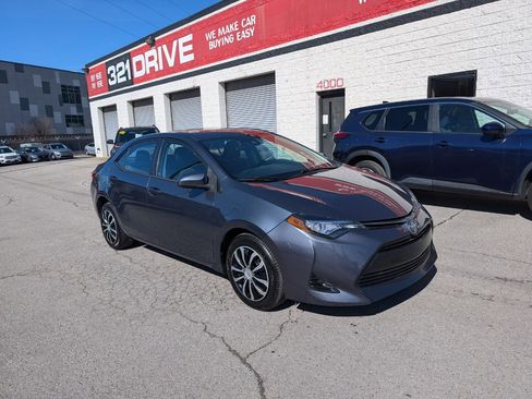 Used 2017 Toyota Corolla LE image 4