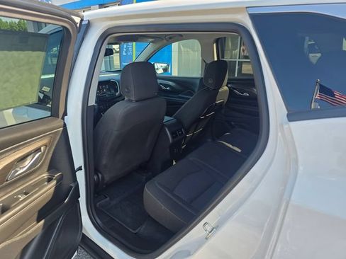 Used 2023 GMC Terrain SLE w/ LPO, Floor Liner Package AWD/4WD image 31