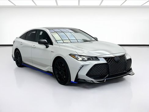 Used 2021 Toyota Avalon TRD FWD image 3