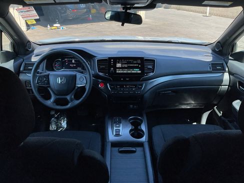 Used 2022 Honda Pilot Sport image 18