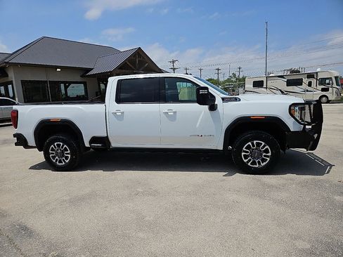 Used 2023 GMC Sierra 2500 AT4 w/ Gooseneck/5TH Wheel Package AWD/4WD image 9