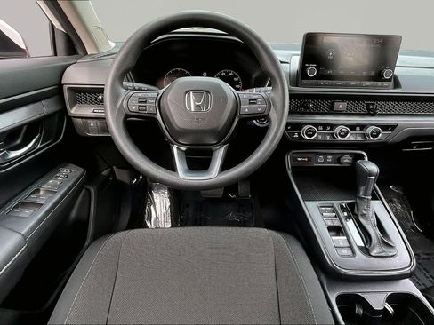 Used 2025 Honda CR-V EX image 9