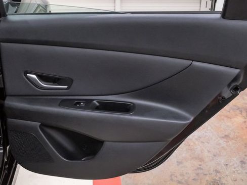 Certified 2024 Hyundai Elantra SEL w/ Convenience Package FWD image 29