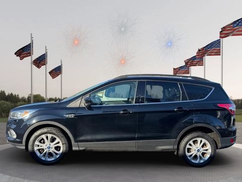 Used 2018 Ford Escape SEL image 4