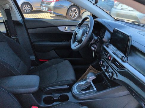 Used 2024 Kia Forte LXS image 10