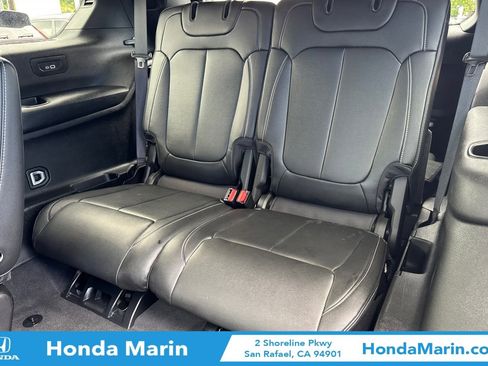 Used 2024 Jeep Grand Cherokee L Limited AWD/4WD image 19