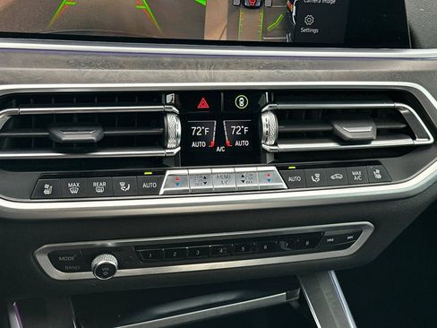 Used 2022 BMW X5 xDrive40i w/ Luxury Seating Package AWD/4WD image 21