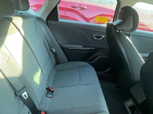 Certified 2025 Kia K4 FWD image 8