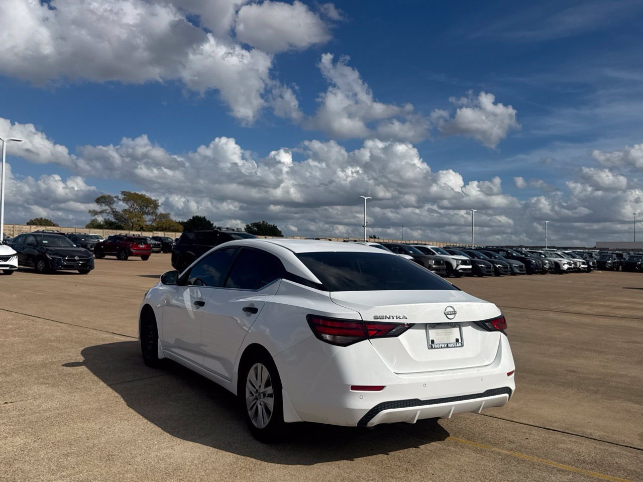 Used 2025 Nissan Sentra S FWD image 20