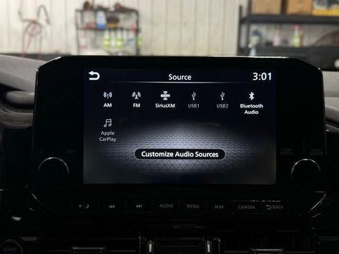 Used 2023 Nissan Pathfinder SL image 34