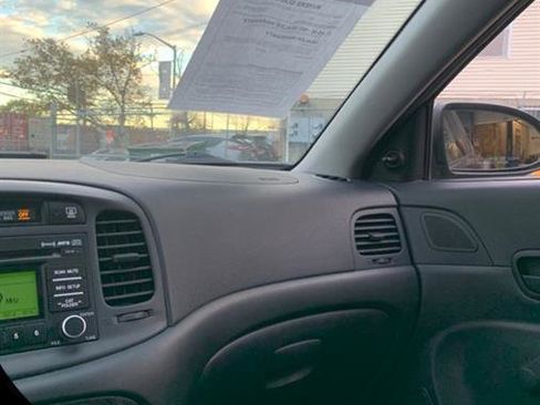 Used 2008 Hyundai Accent GS image 16