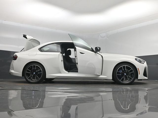 Used 2026 BMW M240i xDrive Coupe AWD/4WD image 7