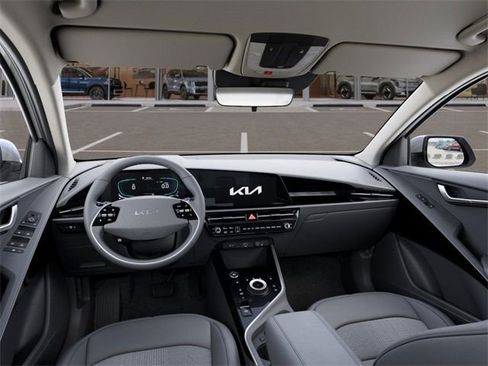 New 2025 Kia Niro EX w/ EX Cold Weather Package FWD image 14