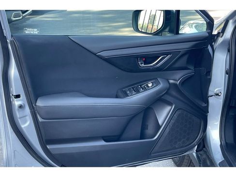 Used 2025 Subaru Outback Premium image 11