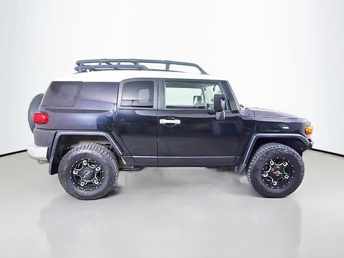 Used 2007 Toyota FJ Cruiser 4WD image 5