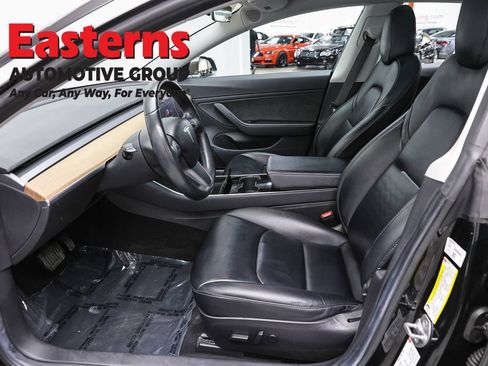 Used 2018 Tesla Model 3 Long Range RWD image 14