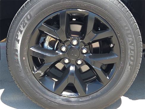 Used 2023 Toyota RAV4 LE image 8