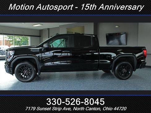 Used 2024 GMC Sierra 1500 Pro w/ Graphite Edition AWD/4WD image 5