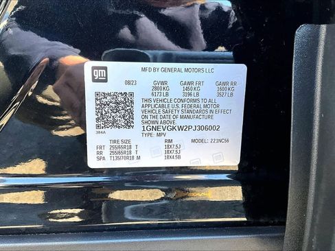 Used 2023 Chevrolet Traverse LT image 32