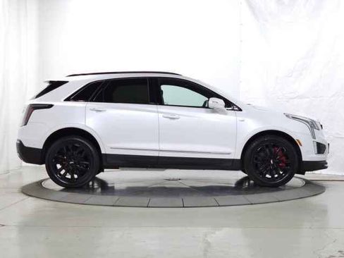 Certified 2024 Cadillac XT5 Sportv w/ Technology Package AWD/4WD image 10
