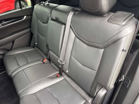 Used 2020 Cadillac XT6 Premium Luxury FWD image 14