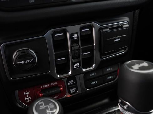 New 2026 Jeep Wrangler Unlimited Rubicon image 16