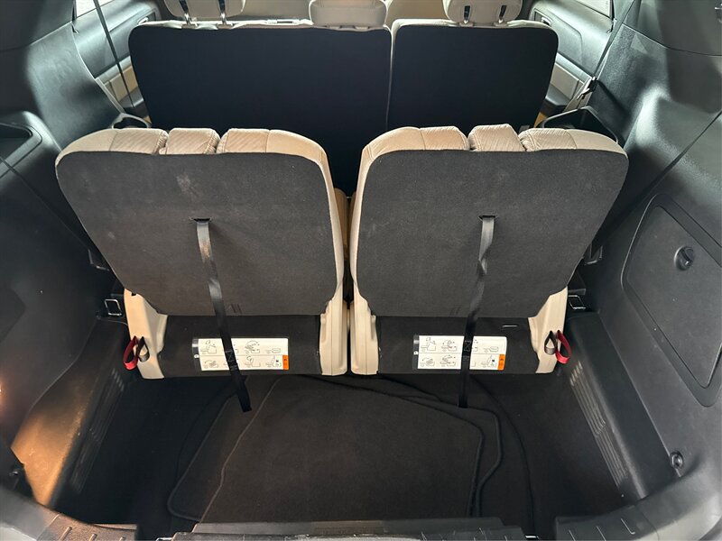 Used 2018 Ford Explorer FWD image 12