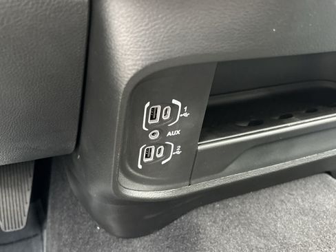 New 2026 RAM 2500 Tradesman AWD/4WD image 20