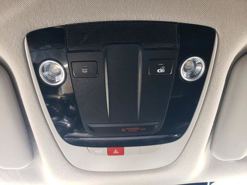 Certified 2024 Kia Seltos S image 32