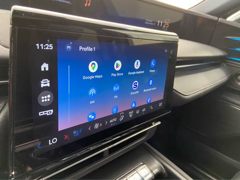 Used 2024 Lincoln Nautilus Premier w/ Equipment Group 102A image 28