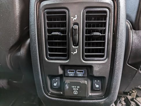 Used 2022 Dodge Durango GT AWD/4WD image 37