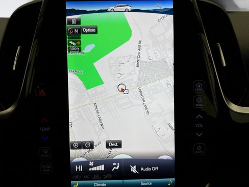 Used 2021 Toyota Prius Prime XLE w/ Carpet Mat Package (TMS) image 15