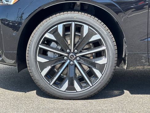 New 2026 Volvo XC60 T8 Ultra w/ Climate Package AWD/4WD image 33