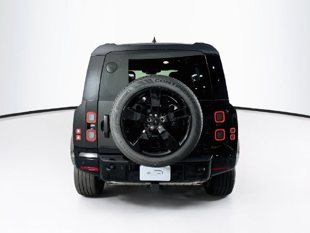 New 2026 Land Rover Defender 110 X-Dynamic SE AWD/4WD image 6
