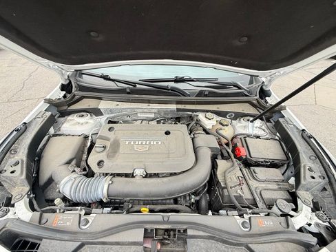 Used 2023 Cadillac XT4 Luxury w/ Cold Weather Package image 31