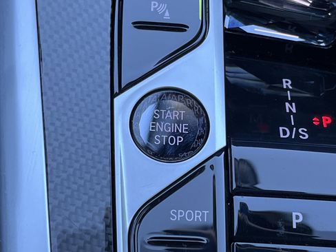 Used 2026 BMW X6 M60i image 11