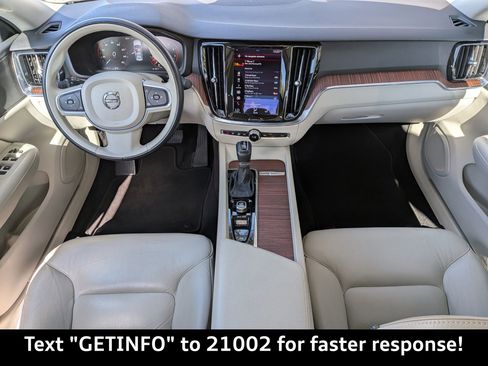 Used 2021 Volvo S60 T5 Momentum image 21