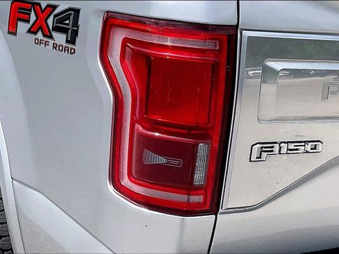 Used 2016 Ford F150 Platinum w/ Equipment Group 701A Luxury AWD/4WD image 29