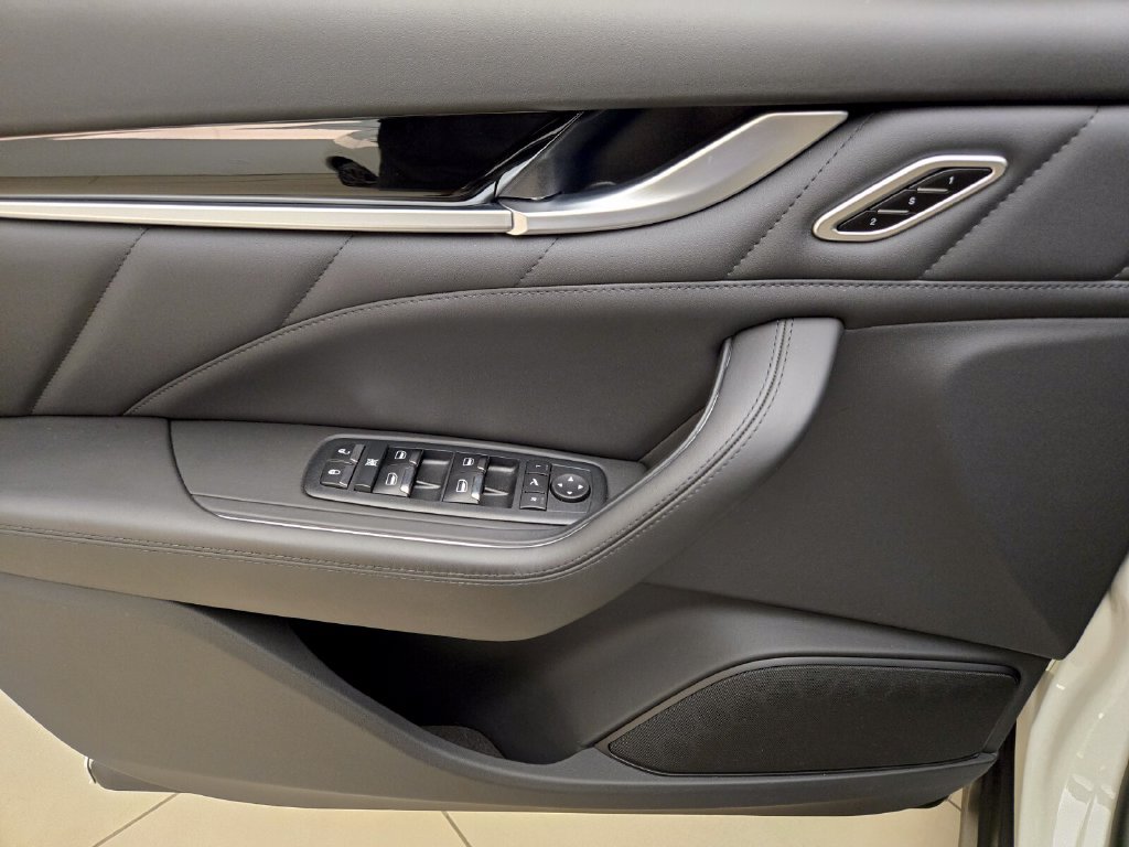 Certified 2023 Maserati Levante Modena AWD/4WD image 31