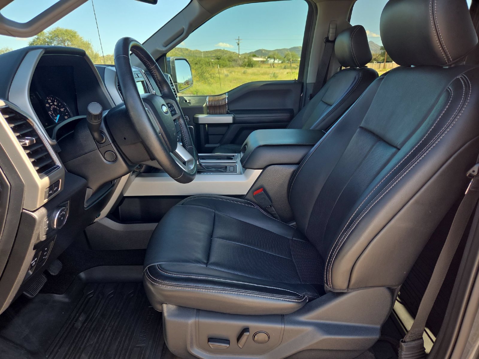 Certified 2020 Ford F150 Lariat w/ Equipment Group 502A Luxury AWD/4WD image 11