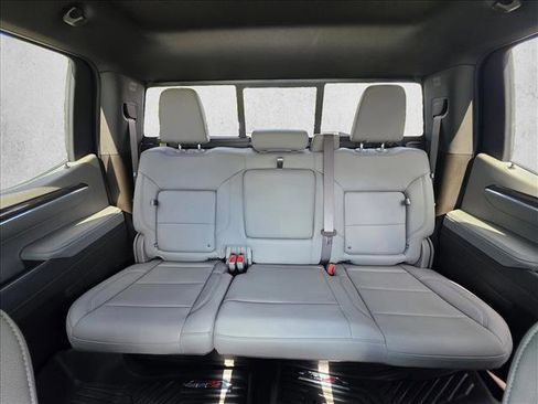 Used 2026 Chevrolet Silverado 1500 LT Trail Boss w/ Convenience Package II image 15