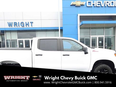 Used 2020 Chevrolet Silverado 1500 Custom Trail Boss image 2