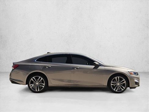 Used 2023 Chevrolet Malibu LT FWD image 4