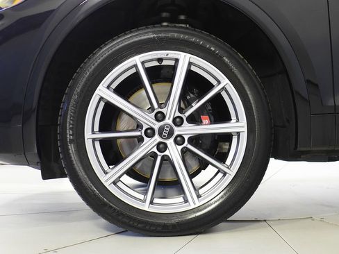 Used 2022 Audi SQ5 Premium Plus w/ Premium Plus Package image 5