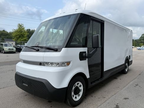 Used 2024 Chevrolet Brightdrop 600 w/ Commercial Equipment Package AWD/4WD image 3