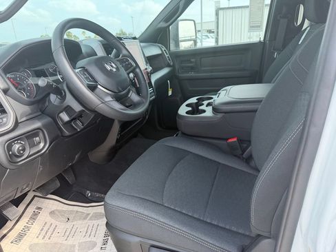 New 2026 RAM 2500 Tradesman AWD/4WD image 12